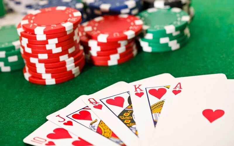 Lợi Ích Của Việc Chơi Poker Tại Shbet Và Các Giải Thưởng Hấp Dẫn